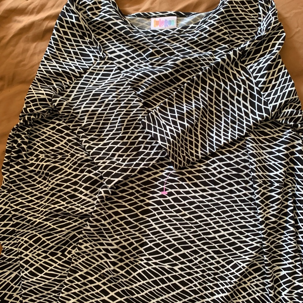 LuLaRoe Shirt